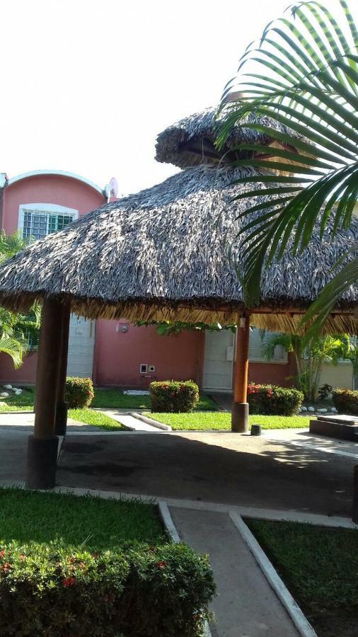 Casa Con Alberca!! Ixtapa Zihuatanejo Appartement Buitenkant foto